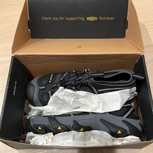 Keens Mens Sneakers